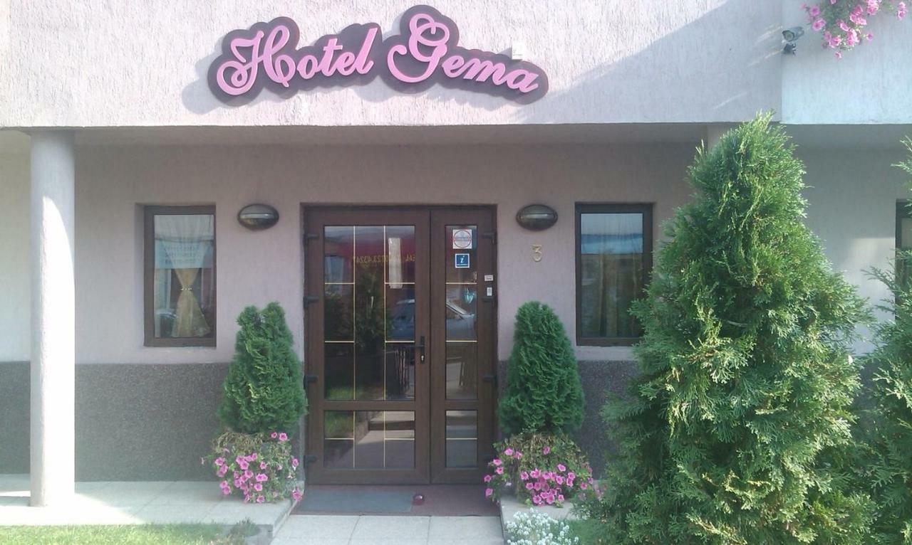 Hotel Gema Braşov Extérieur photo